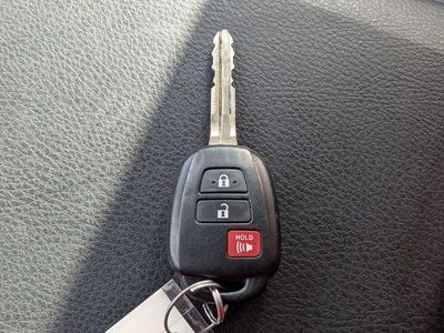 2019 Toyota Tacoma - Photo 28