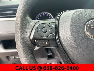 2021 Toyota RAV4 - Photo 17