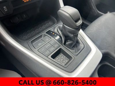 2021 Toyota RAV4 - Photo 22