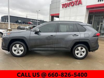 2021 Toyota RAV4 - Photo 13