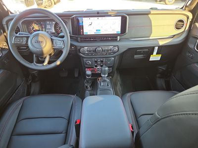 2026 Jeep Gladiator — photo 15 view