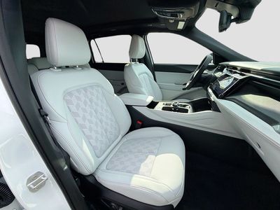 2026 Jeep Cherokee - Photo 15