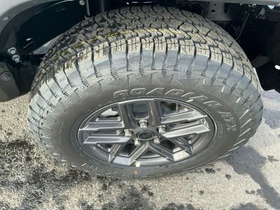 2026 Jeep Wrangler - Photo 22