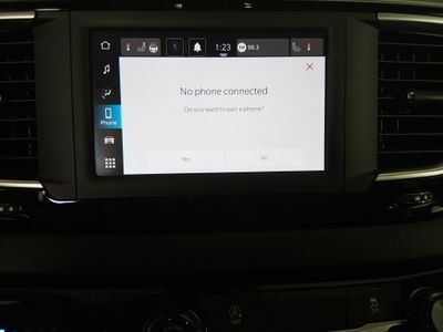 2023 Chrysler Voyager - Photo 19