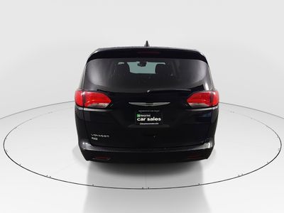 2023 Chrysler Voyager - Photo 6
