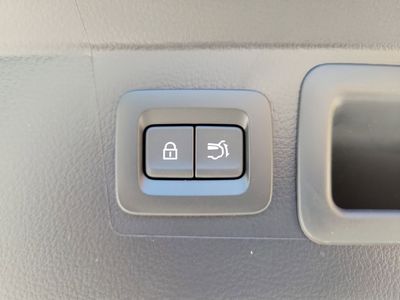 2026 Mazda CX-50 Hybrid — photo 11 view