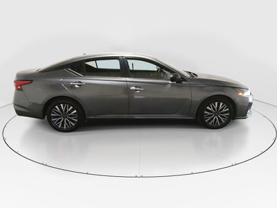2024 Nissan Altima - Photo 8