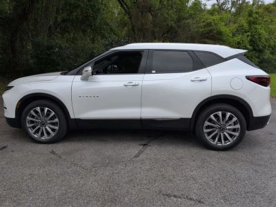 2023 Chevrolet Blazer - Photo 2