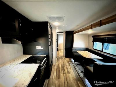 2022 Coachmen Freedom Express Select — interior view
