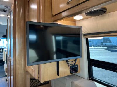 2022 Coachmen GALLERIA — photo 21 view