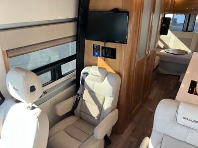 2022 Coachmen GALLERIA — photo 11 view