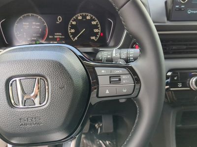 2025 Honda Pilot - Photo 32