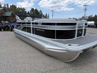 2025 Bennington 22 SXSR - Photo 1