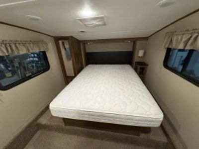 2015 Coachmen Chaparral X-Lite — photo 30 view