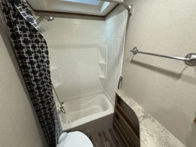 2015 Coachmen Chaparral X-Lite — photo 22 view