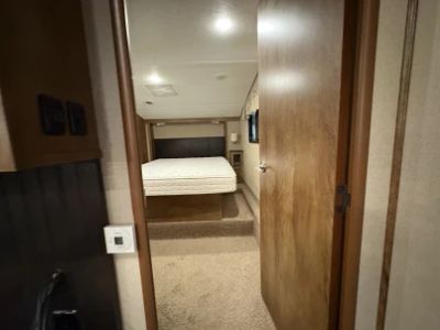 2015 Coachmen Chaparral X-Lite — photo 28 view