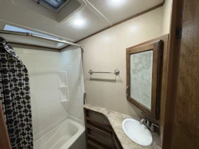 2015 Coachmen Chaparral X-Lite — photo 21 view