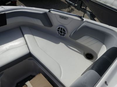 2023 Chaparral 21 SSi - Photo 14