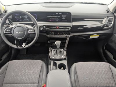 2026 Kia Seltos — photo 18 view