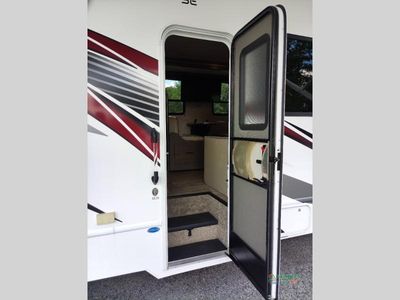 2023 Thor Motor Coach Quantum - Photo 39