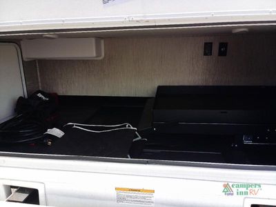 2023 Thor Motor Coach Quantum - Photo 15