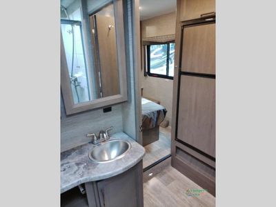 2023 Thor Motor Coach Quantum - Photo 50