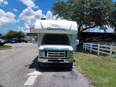 2023 Thor Motor Coach Quantum - Photo 2