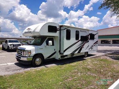2023 Thor Motor Coach Quantum - Photo 3