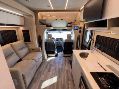 2026 Tiffin WAYFARER - Photo 4