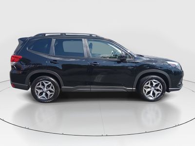 2023 Subaru Forester - Photo 8