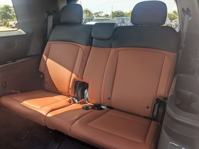 2027 Kia Telluride Hybrid - Photo 18