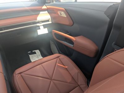 2027 Kia Telluride Hybrid - Photo 24