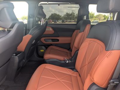 2027 Kia Telluride Hybrid - Photo 19