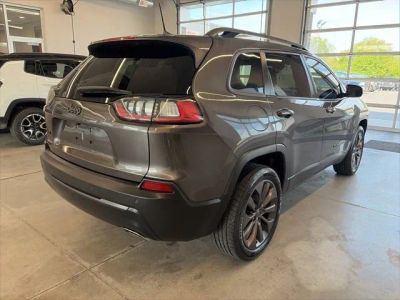 2021 Jeep Cherokee — interior view