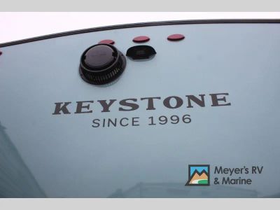 2026 Keystone RV Reign - Photo 10