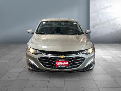 2024 Chevrolet Malibu - Photo 2