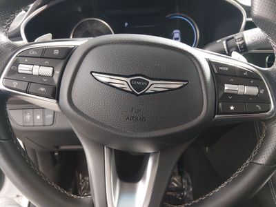 2025 Genesis G70 - Photo 12