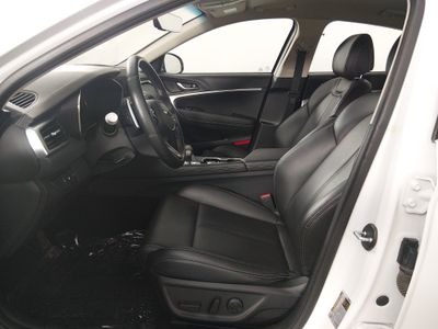 2025 Genesis G70 - Photo 21