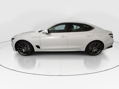 2025 Genesis G70 - Photo 4