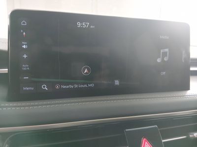 2025 Genesis G70 - Photo 17