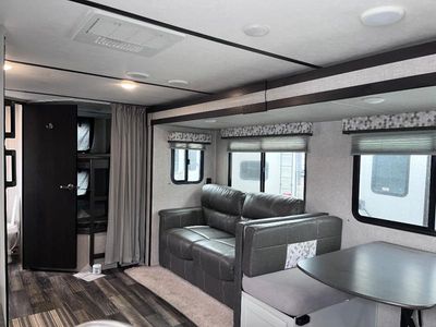 2020 Keystone Bullet — photo 7 view