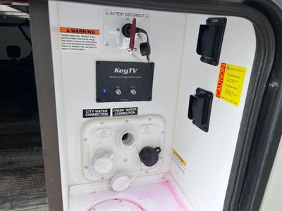 2020 Keystone Bullet — photo 32 view