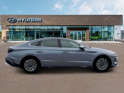 2026 Hyundai Sonata Hybrid — photo 28 view
