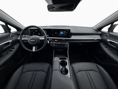 2026 Hyundai Sonata Hybrid — photo 13 view