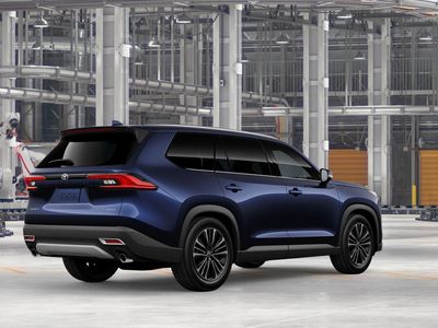 2026 Toyota Grand Highlander Hybrid - Photo 10
