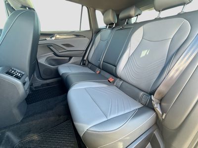 2026 Volkswagen Tiguan — photo 21 view