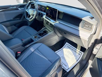 2026 Volkswagen Tiguan — photo 14 view