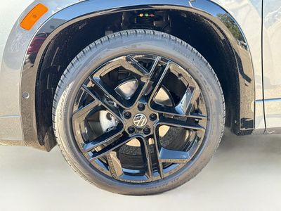2026 Volkswagen Tiguan — photo 41 view