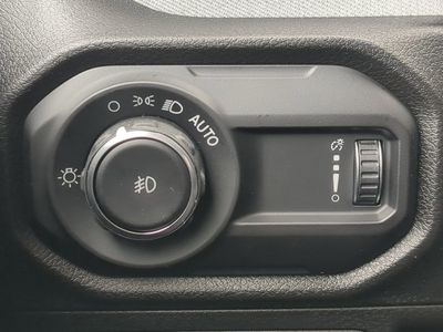 2026 Jeep Wrangler — photo 25 view