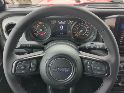 2026 Jeep Wrangler — photo 29 view